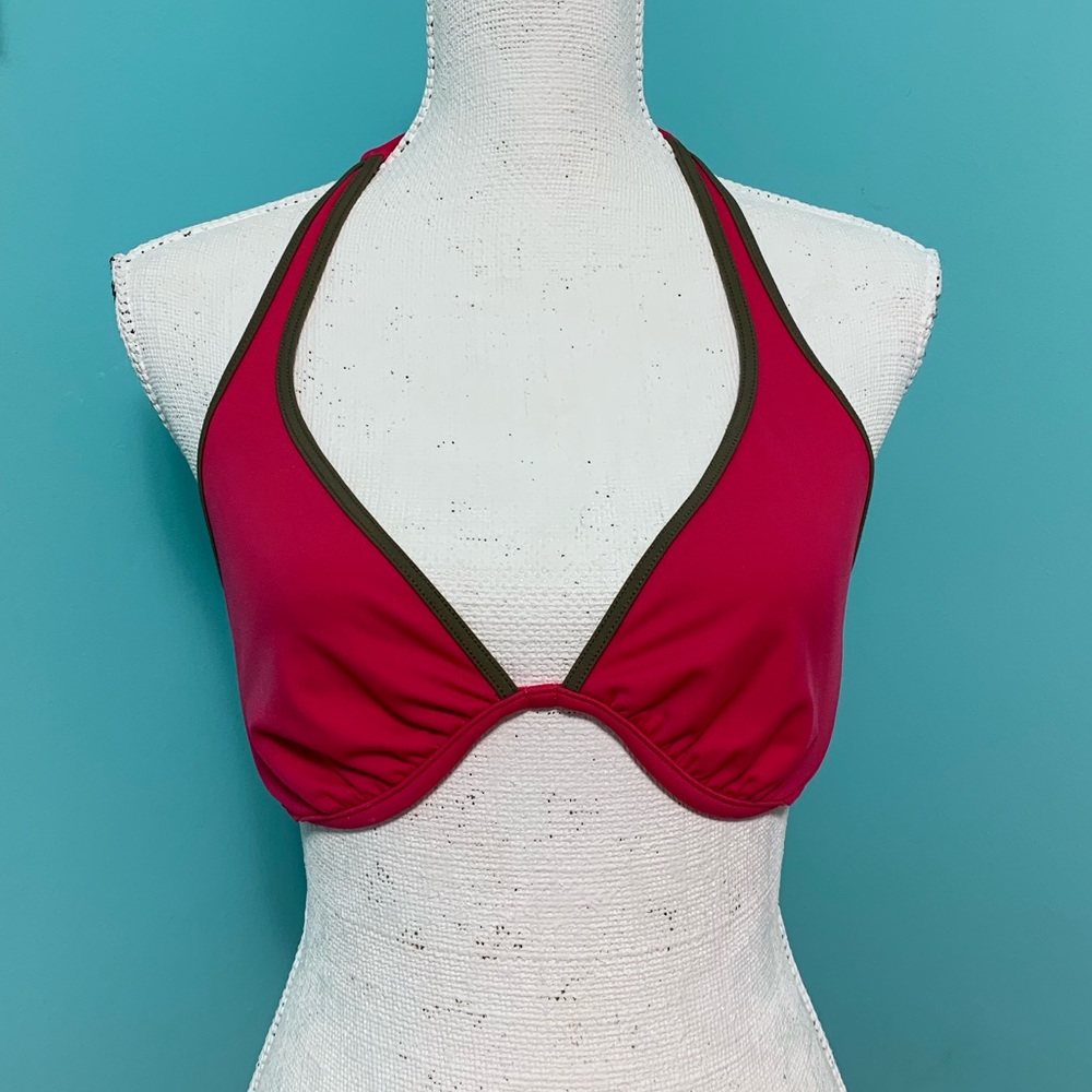 NWOT Victoria’s Secret bikini top!